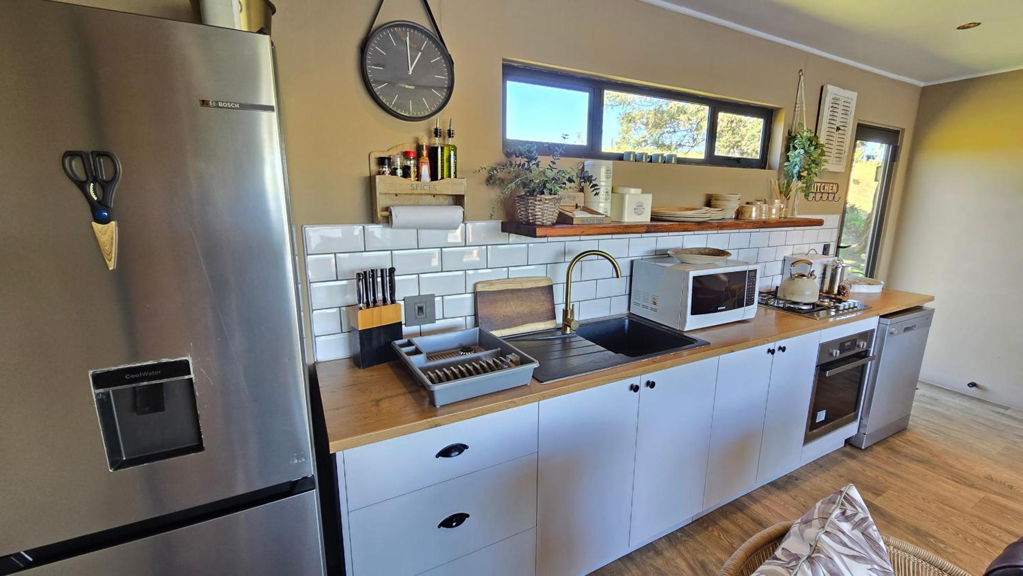 Buff & Fellow Eco Cabins George Luaran gambar